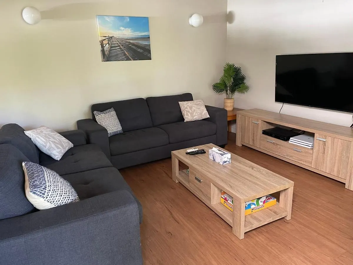 Kookaburra Villa At Kingfisher Bay Resort