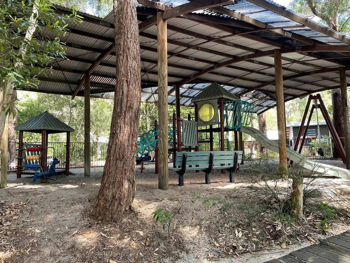 Kookaburra Villa At Kingfisher Bay Resort
